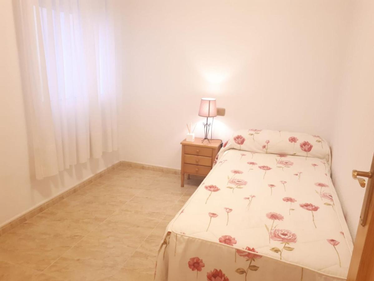 Apartamento 9 De Octubre Los Montesinos Exterior foto
